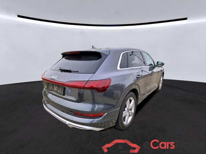 Audi 50 quattro S line E-tron #4