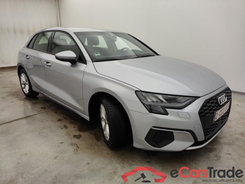 Audi A3 Sportback 2.0 30 TDi 85kW Attraction 5d excluweb end 03.04 #2