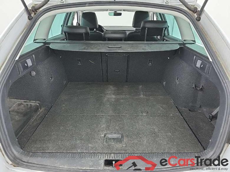 SKODA Octavia Combi 1.5 TSI Green Business Edition Plus DSG 5D 1 Uitl. #5