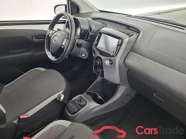 TOYOTA Aygo 1.0 VVT-i x-play 5D 53kW #6