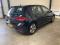 preview Volkswagen Golf #2