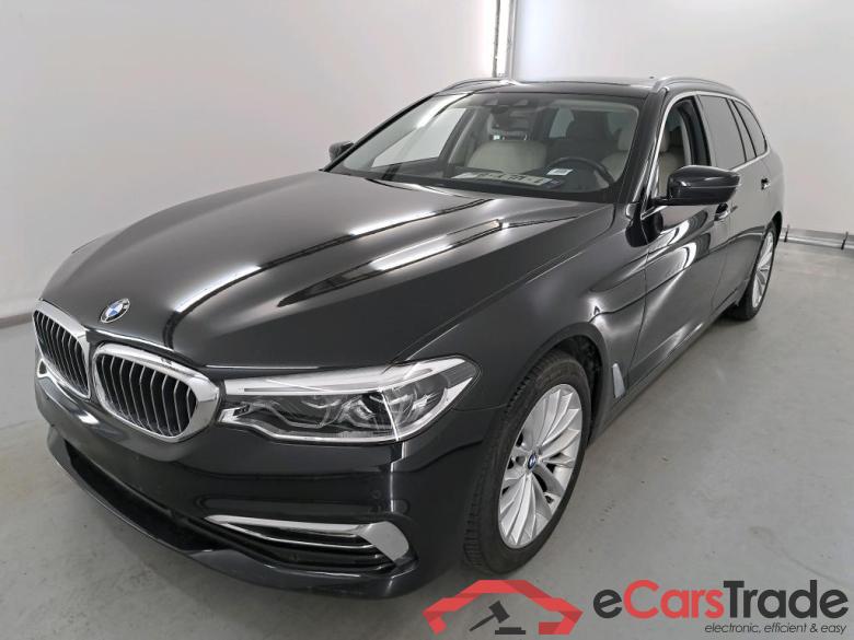 BMW 5 TOURING DIESEL - 2017 520 dA  Luxury Line Travel Corporate Comfort Safety #1
