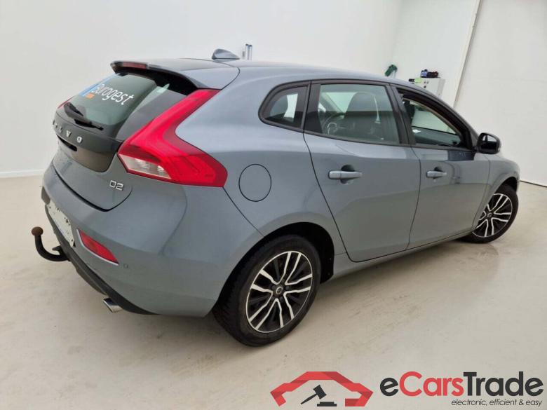 VOLVO V40 2.0 D2 BLACK EDITION #2