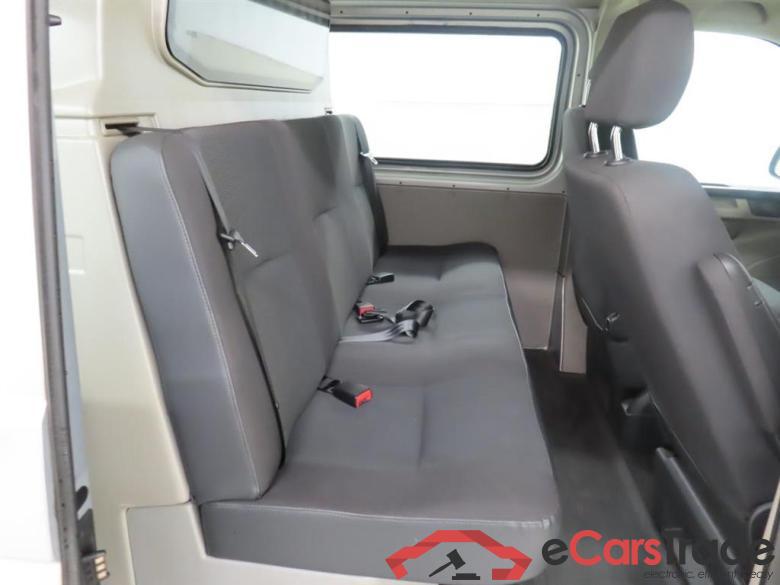 VOLKSWAGEN TRANSPORTER 2.0 TDI L2H1 DC Co. #6