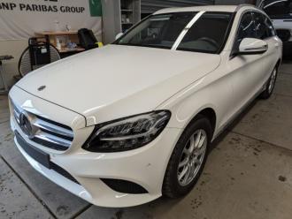 Mercedes C 200