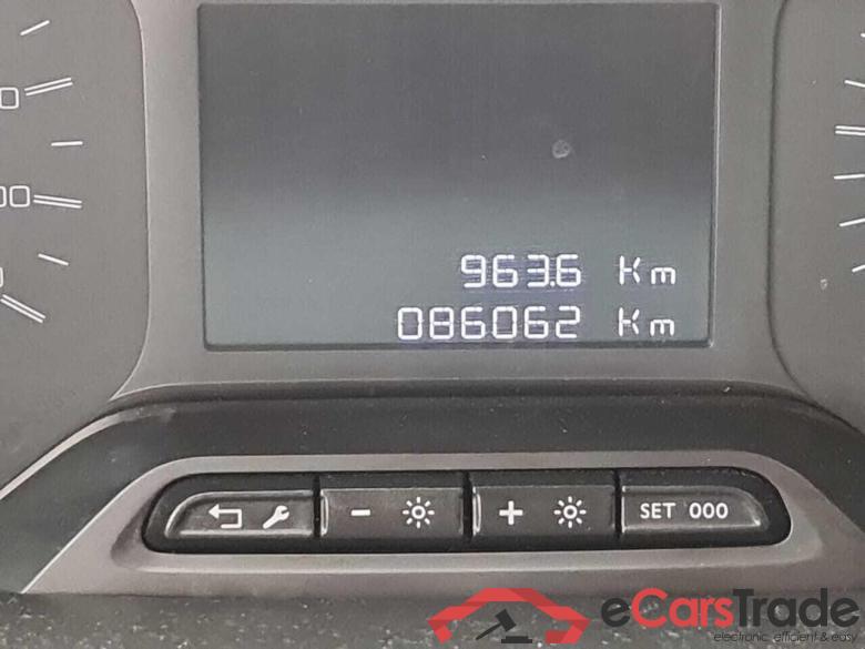 PEUGEOT Partner 1.5 BlueHDI Premium #4