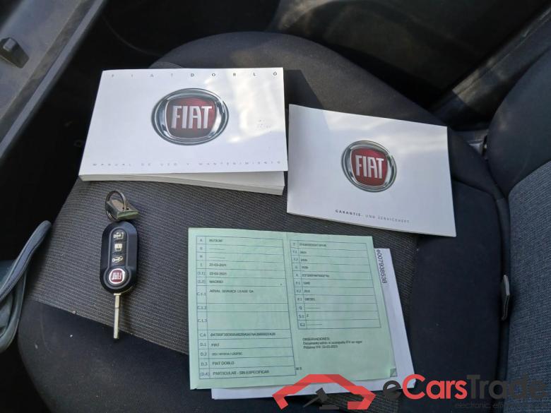 Fiat Cargo Maxi SX 1.3 Mjet 70kW (95CV) FIAT Doblò Cargo/2015/4P/furgón derivado de turismo Cargo Maxi SX 1.3 Mjet 70kW (95CV) #5