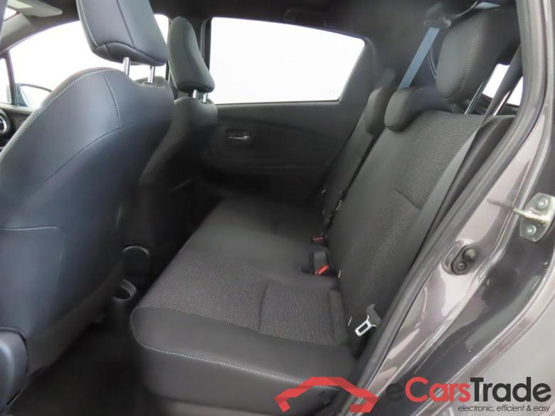 TOYOTA YARIS 1.5 Hyb. Executive #6