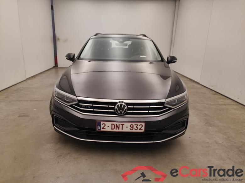 Volkswagen Passat Variant 1.4 TSI DSG6 GTE Business 5d #1