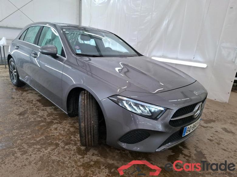 Mercedes A 250 e Business Line 8G-DCT MERCEDES-BENZ Classe A Compact / 2022 / 5P / Berline A 250 e Business Line 8G-DCT #4