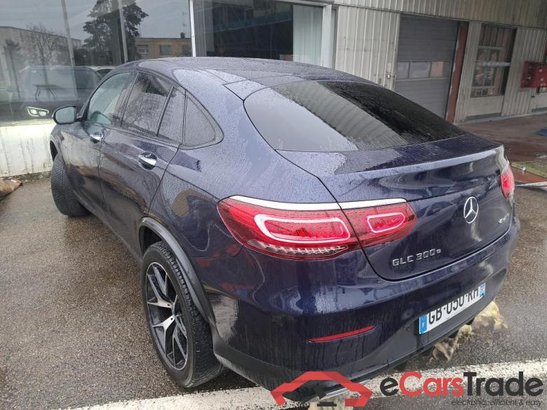 Mercedes 2.0 GLC 300 E AMG LINE 4MATIC MERCEDES-BENZ GLC Coupe / 2019 / 5P / Coupé 2.0 GLC 300 E AMG LINE 4MATIC #2