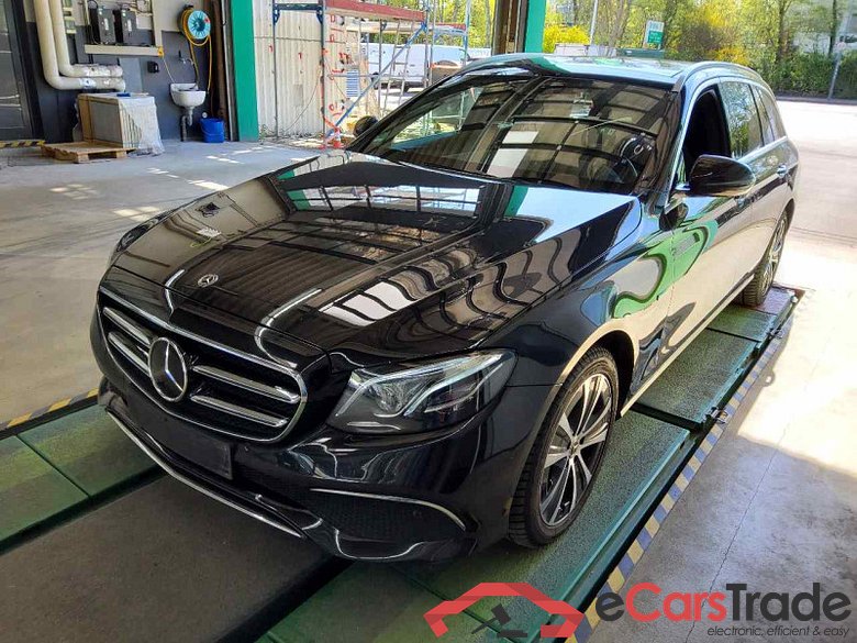 Mercedes-Benz E -Klasse T-Modell (BM 213)(06.2016->) DE - Kb5 E 300 de EU6d-T, T de Avantgarde (EURO 6d-TEMP), 2018 - 2020 #1