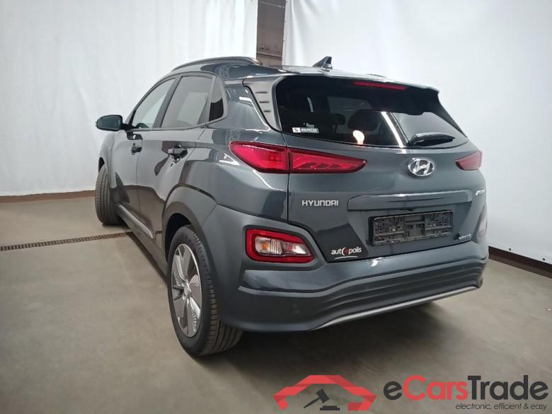 HYUNDAI KONA EV 64kWh 204 Sky Sensation 5d #3