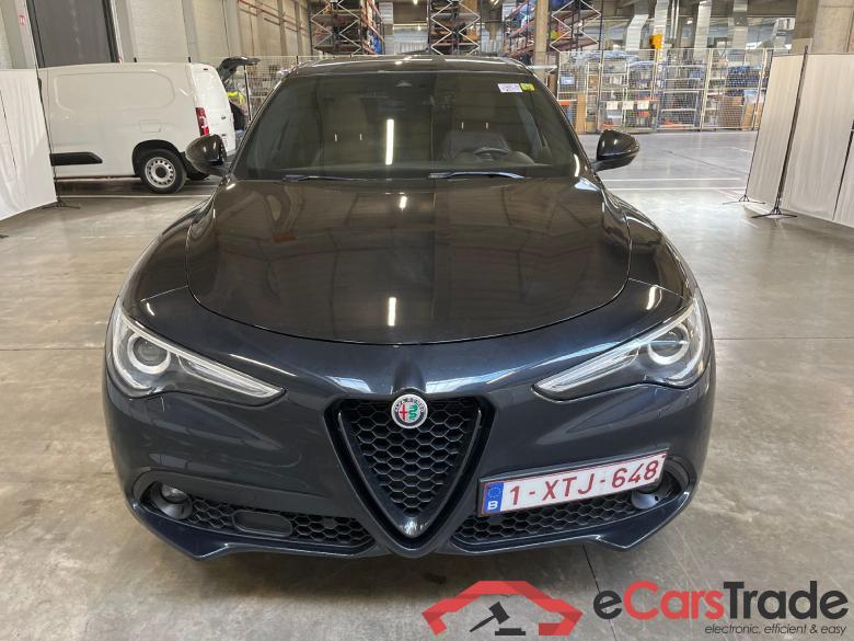 Alfa Romeo, Stelvio '17, Alfa Romeo Stelvio 2.2 D 210 Veloce AWD 5d #2