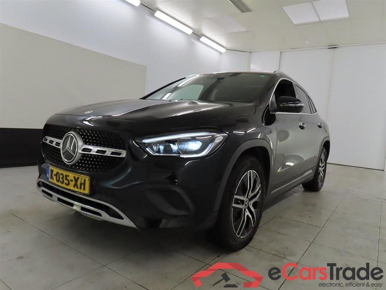 MERCEDES-BENZ GLA-klasse 250 e BnsSol Lux Ltd #1