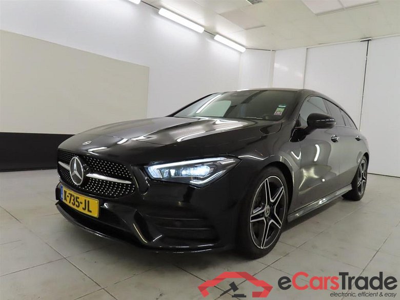 MERCEDES-BENZ CLA Shooting Brake 200 Bns Sol. AMG #1