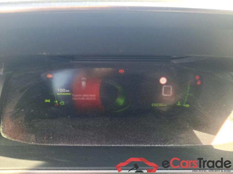 Peugeot Allure Puretech 100 S&S BVM6 (CX) 2008 Allure 1.2 PureTech 100CV MT6 E6d #4