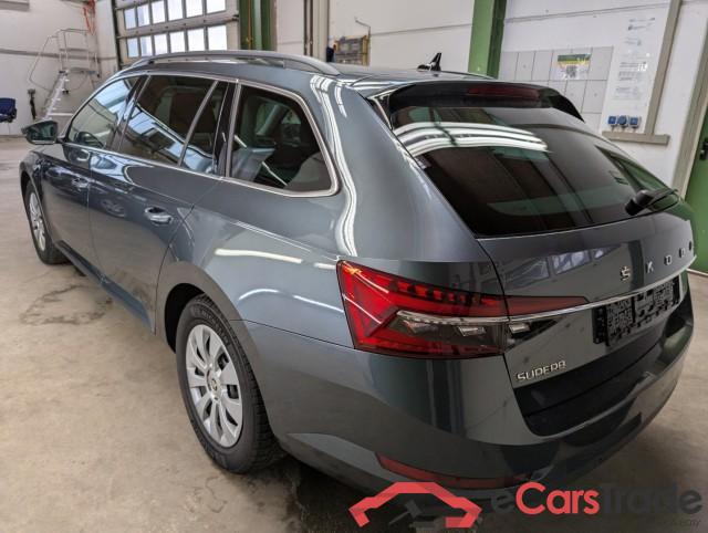Skoda Superb Wagon ´15 Superb Combi Ambition 2.0 TDI 110KW AT7 E6d #2