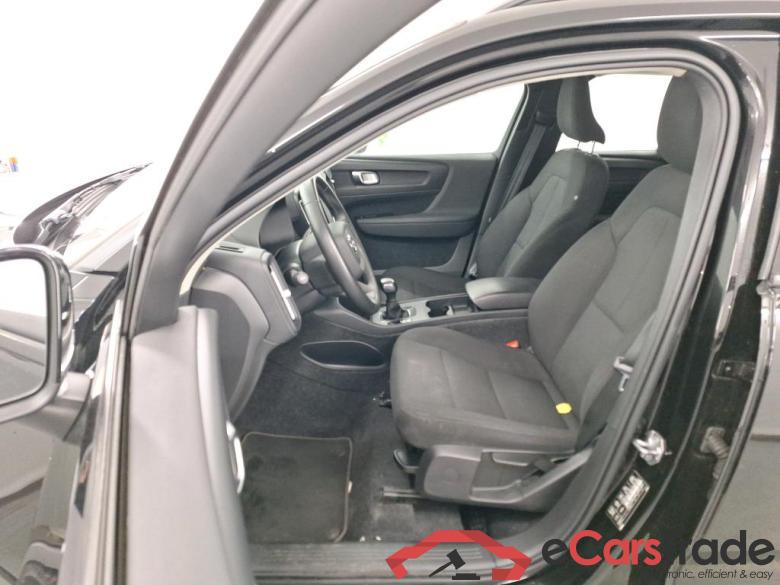 VOLVO XC40 1.5 T2 MOMENTUM CORE Cruise control Audio system with touch screen #5