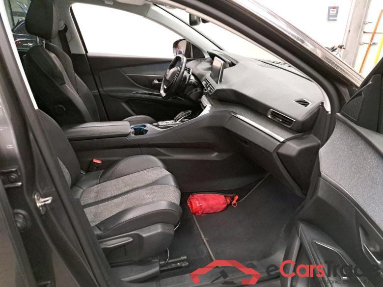 PEUGEOT - PEU 5008 BlueHDi 130PK EAT8 Allure & VisioPark II & Two Removable Seats & Pano Roof #3