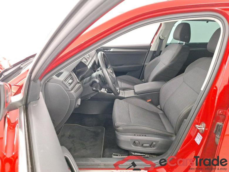 SKODA SUPERB COMBI 1.4 TSI PHEV 160KW DSG6 STYLE  COMFORT CORPORATE PLUS GPS SAFETY #5