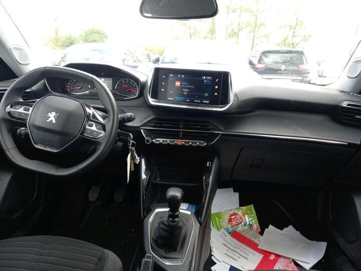 Peugeot 2008 1.2 PureTech LED Navi Klima PDC ... #6