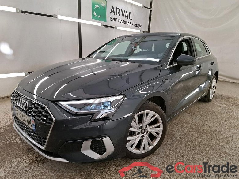 Audi 40 TFSI e 204 S Tronic Design Luxe A3 Sportback 40 TFSI e Design Luxe 1.4 TFSI 205CV BVA6 E6d #1
