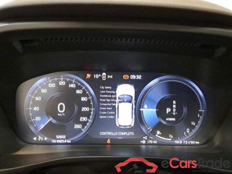 Volvo 11 VOLVO XC40 / 2021 / 5P / SUV T4 Recharge Plug-in auto Core #4