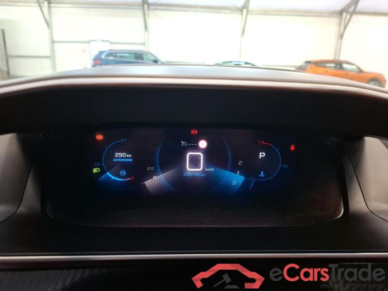 Peugeot 1.5 BLUEHDI 130 S&S EAT8 ALLURE BUSINESS 2008 Allure Business 1.5 HDi 130CV BVA8 E6d #6
