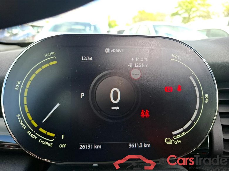 Mini Cooper SE Finition Greenwich 184 ch BVA MINI Mini / 2014 / 3P / Berline Cooper SE Finition Greenwich 184 ch BVA #6