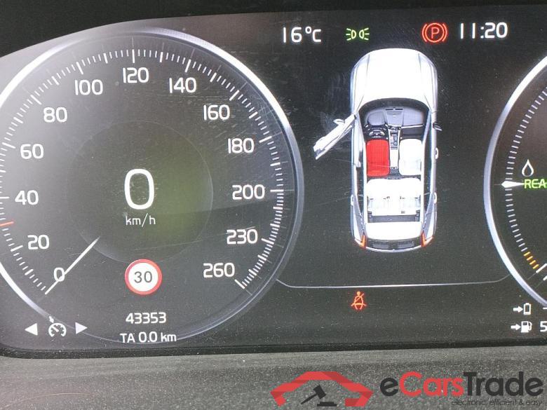 Volvo 1.5 T4 Twin Recharge Inscription Ex Auto VOLVO XC40 / 2017 / 5P / todoterreno 1.5 T4 Twin Recharge Inscription Ex Auto #5