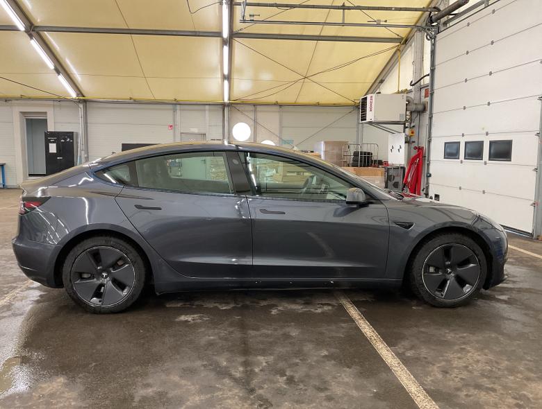 Tesla Model 3 Performance AWD Pano LED-Xenon Navi Leather KeylessGo Camera Klima PDC ... #2
