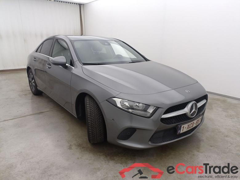 Mercedes-Benz A-Klasse Limousine A 180 d DCT Business Solution 4d #2