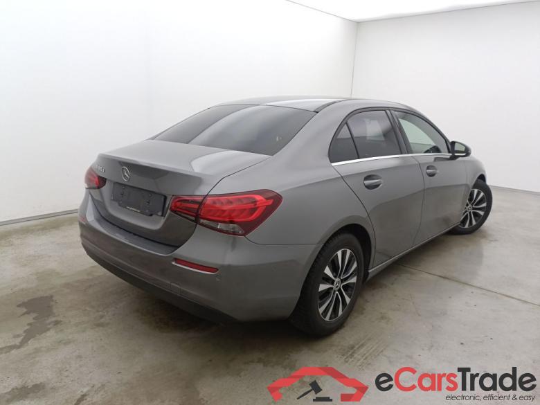 Mercedes-Benz A-Klasse Limousine A 180 d DCT Business Solution 4d #5