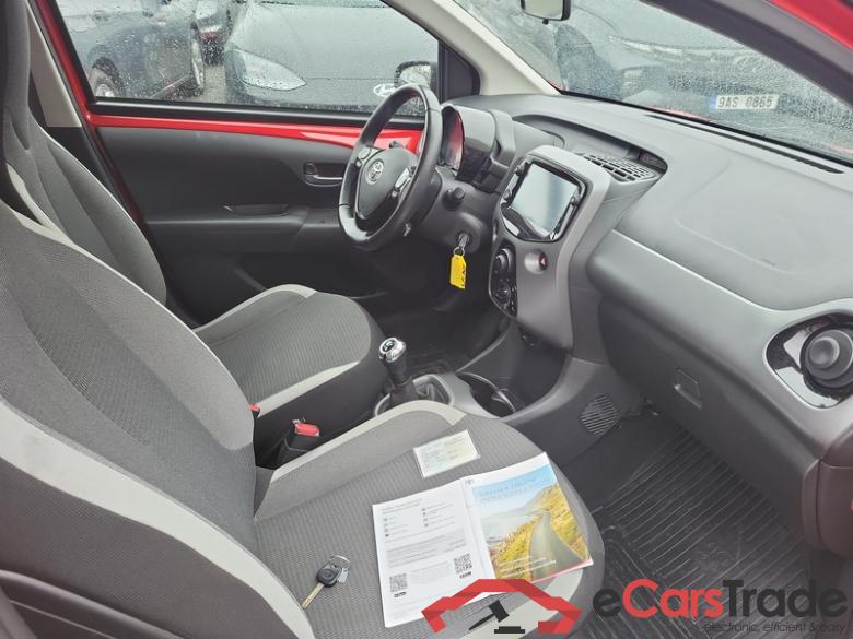 Toyota  Aygo X (12.2021->) Aygo 1.0 VVT-i x-play 5d #6