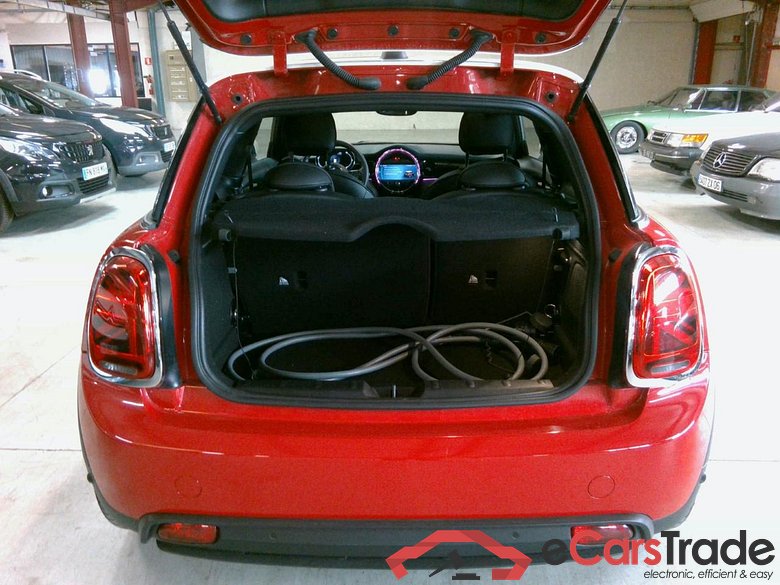 MINI ELEC 11DJ F56 BEV RSK WIP #6