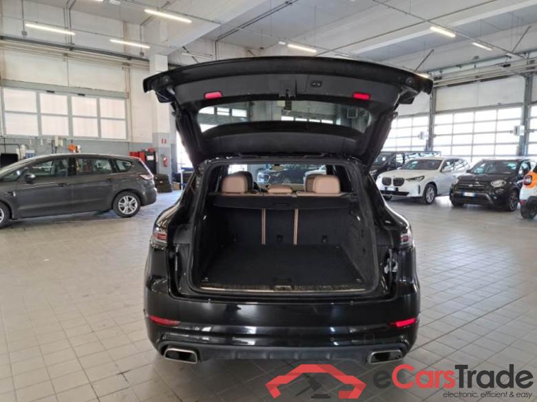 Porsche 16 PORSCHE CAYENNE / 2017 / 5P / SUV 3.0 V6 E-HYBRID #5