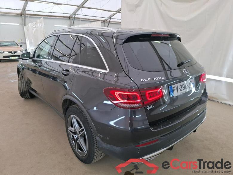 Mercedes GLC 300 e AMG Line 4Matic MERCEDES-BENZ GLC / 2019 / 5P / SUV GLC 300 e AMG Line 4Matic #2