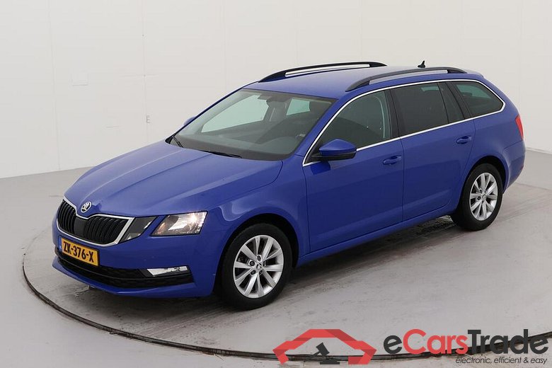 SKODA Octavia Combi 85 kW #1