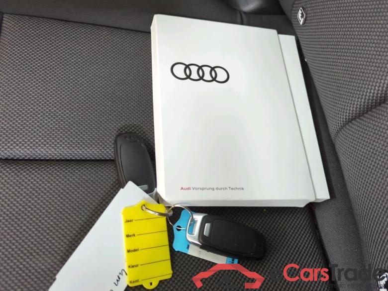 AUDI Q4 e-tron  #5