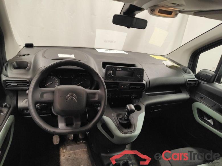 Citroën Berlingo Multispace 1.2 PureTech 110 MAN6 S&S Live M 5d #6