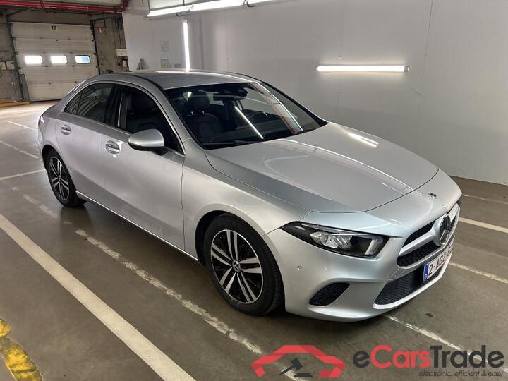 Mercedes A-Klasse Limousine A-Klasse Limousine A 180d DCT Business Solution 85kW/116pk  4D/P Auto-8 #2