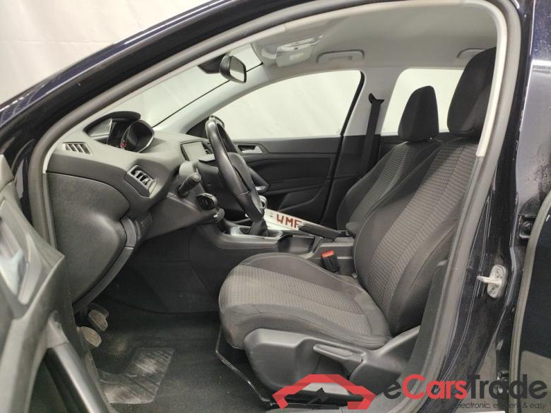 Peugeot 308 1.2 PureTech 110 S&S Active 5d #6
