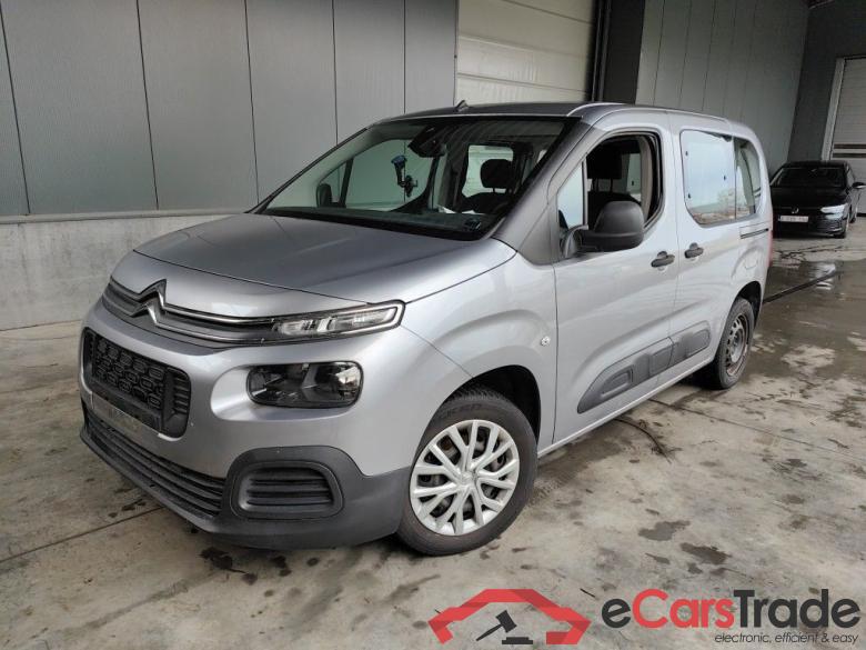 Citroën Berlingo Multispace 1.2 PureTech 110 MAN6 S&S Live M 5d #4
