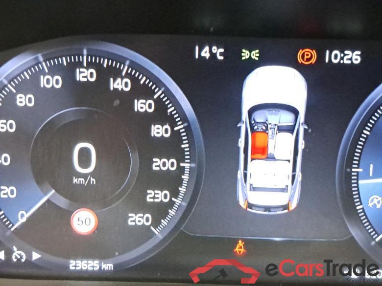VOLVO - VOL XC40 D3 150PK Geartronic Momentum Pro & Winter & Park Assist Pack #5