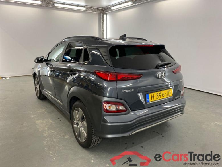 HYUNDAI Kona 64kWh electric premium 150kW aut #3