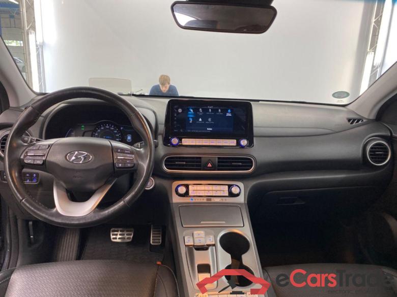 HYUNDAI Kona 64kWh electric premium 150kW aut #6