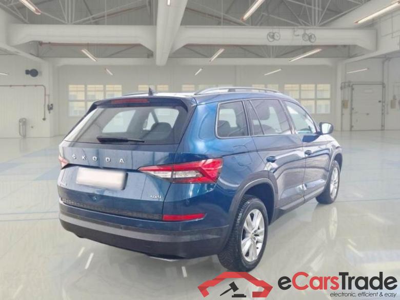 Skoda 44 SKODA KODIAQ / 2016 / 5P / SUV 2.0 TDI EVO SCR S-TECH DSG 4WD #2