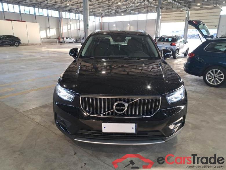 Volvo 235 VOLVO XC40 / 2017 / 5P / SUV T4 PLUG-IN HYBRID AUTO RECH INSCRIP EXPR #6