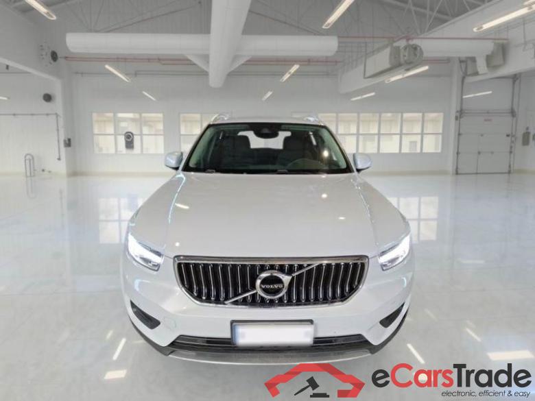 Volvo 235 VOLVO XC40 / 2017 / 5P / SUV T4 PLUG-IN HYBRID AUTO RECH INSCRIP EXPR #6